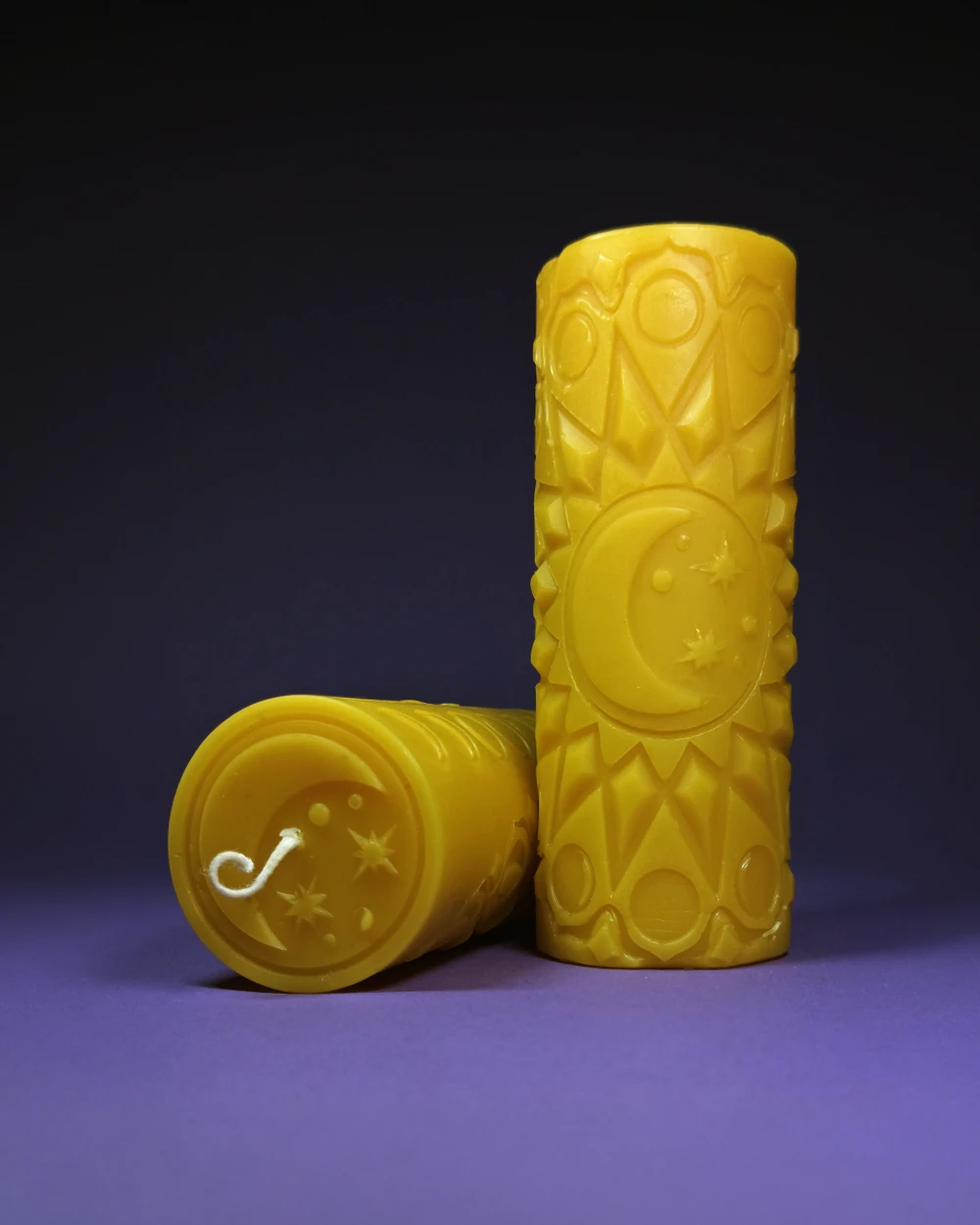 Księżycowa Tuba – Świeca z Naturalnego Wosku Pszczelego - obrazek 2