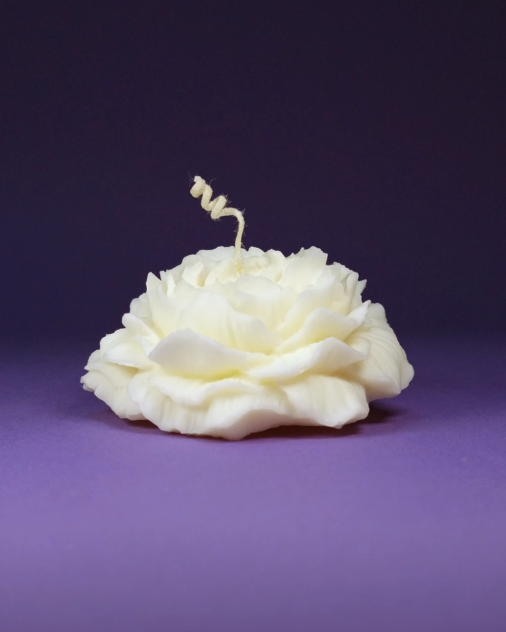 Piwonia Duża – Naturalna Świeca Ozdobna z Wosku Sojowego - obrazek 2