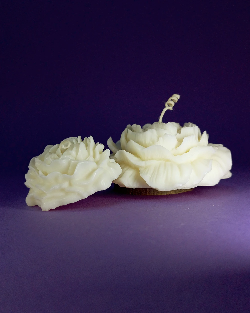 Piwonia Duża – Naturalna Świeca Ozdobna z Wosku Sojowego - obrazek 4