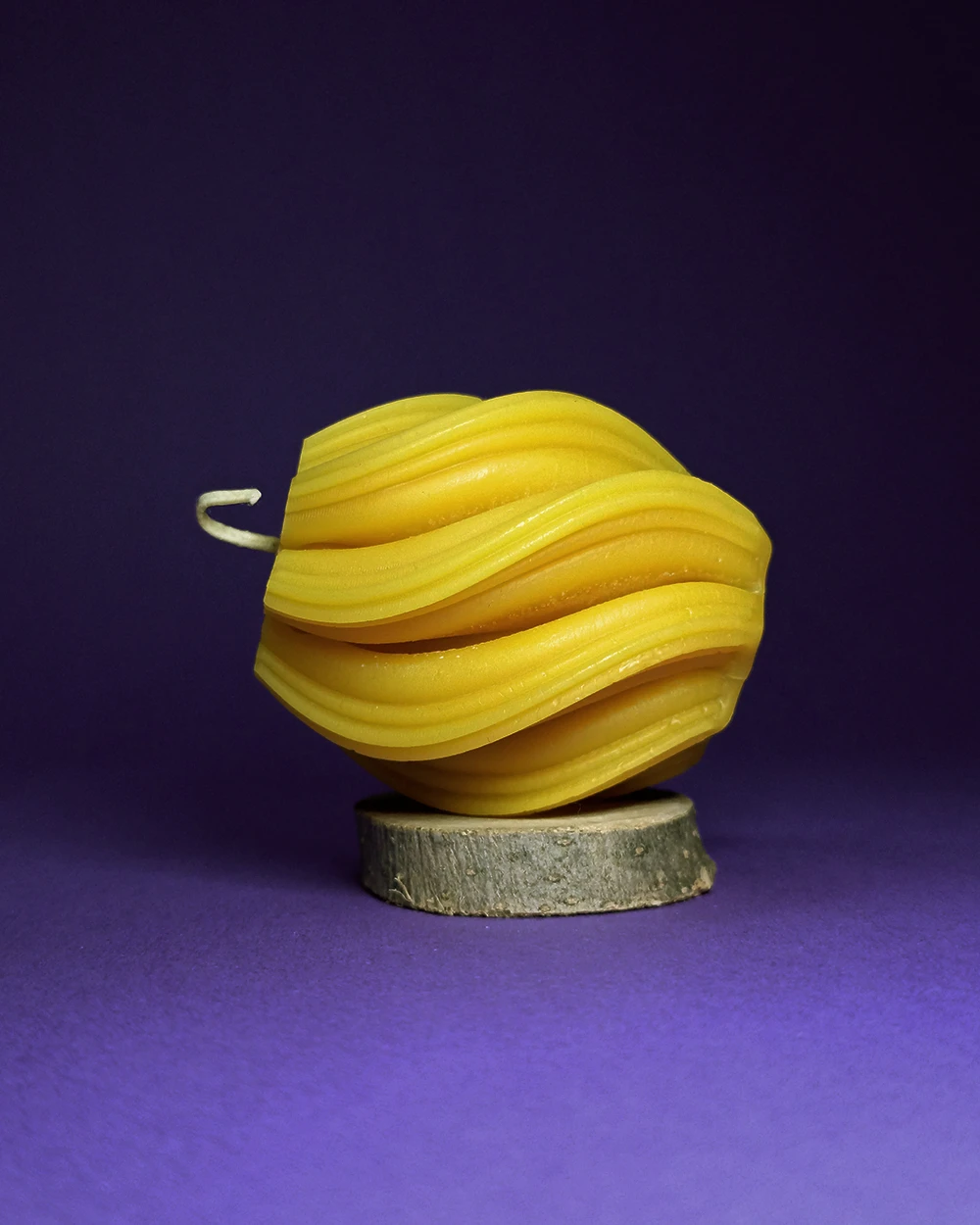 Artystyczna Spirala - Naturalna Świeca z Wosku Pszczelego