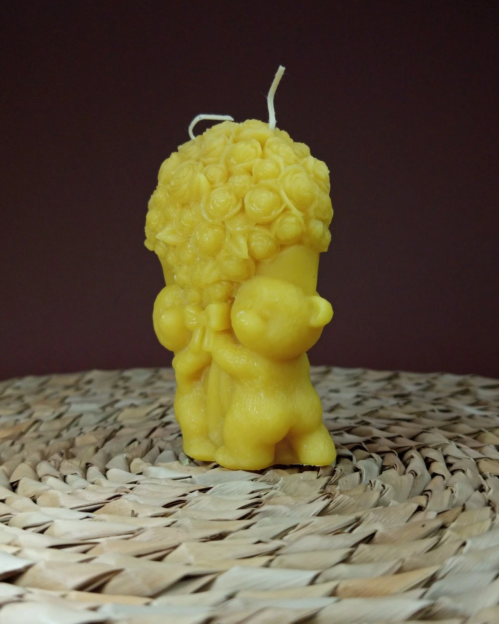 Misie z Różanym Bukietem – Świeca z Wosku Pszczelego - obrazek 3